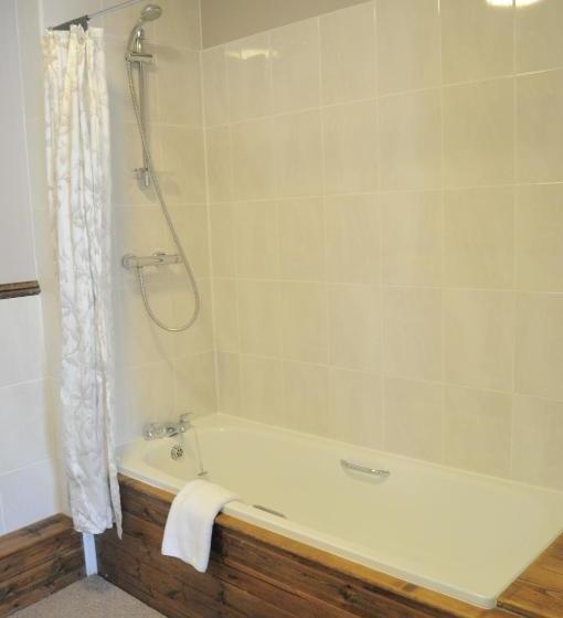 פנסיון Black Mountain Lodge