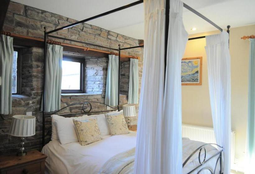 פנסיון Black Mountain Lodge