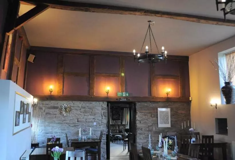 Majatalo Black Mountain Lodge