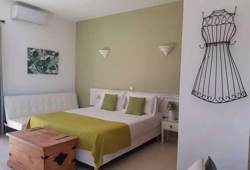 ペンション Casa Rosa Montes