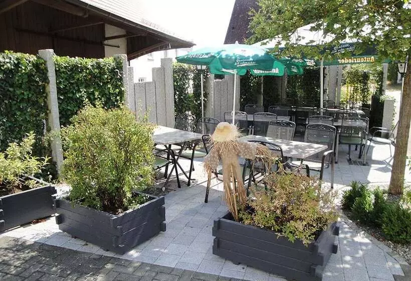 Majatalo Gasthof Zum Ochsen