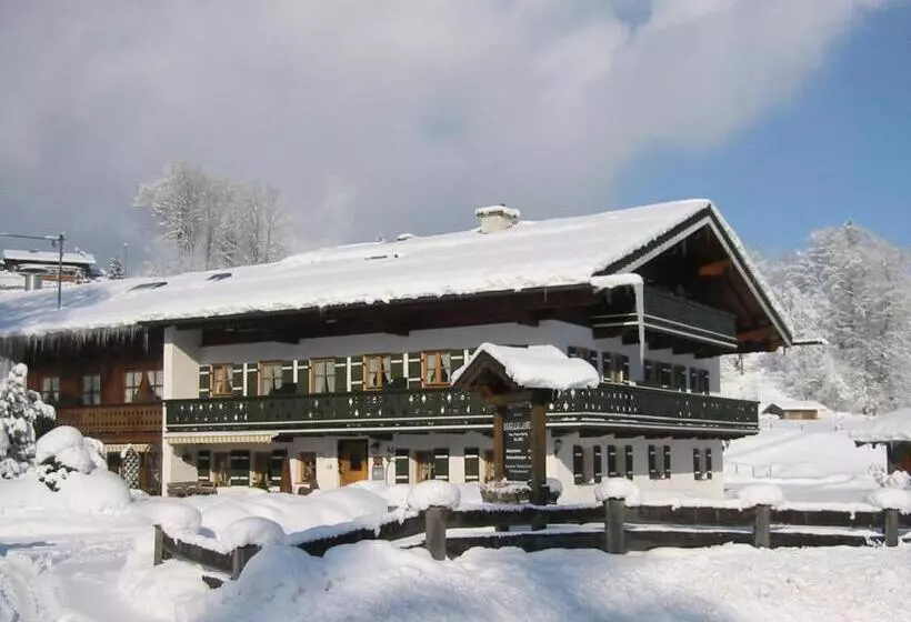پانسیون Gästehaus Und Ferienwohnungen Egglerlehen