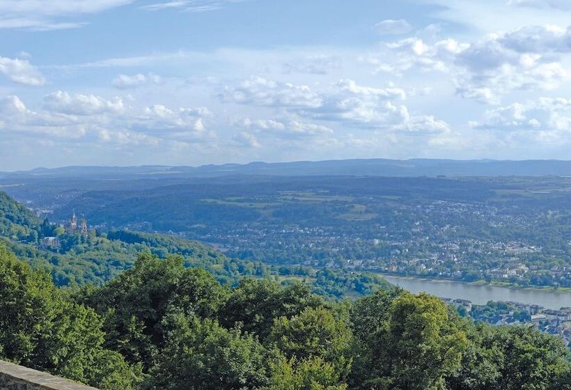 膳宿费 & Restaurant 4 Winden