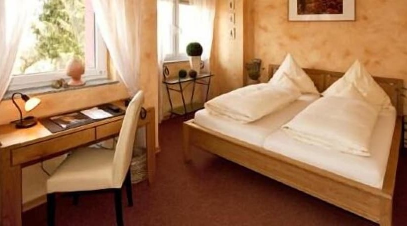 膳宿费 & Restaurant 4 Winden