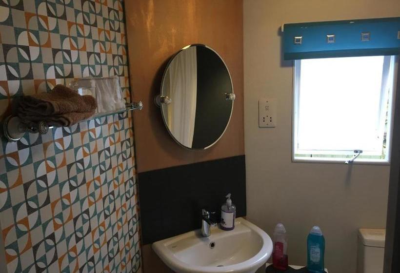 膳宿费 The Willows Guest House