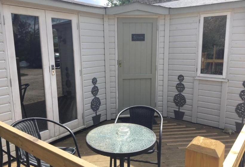 膳宿费 The Willows Guest House