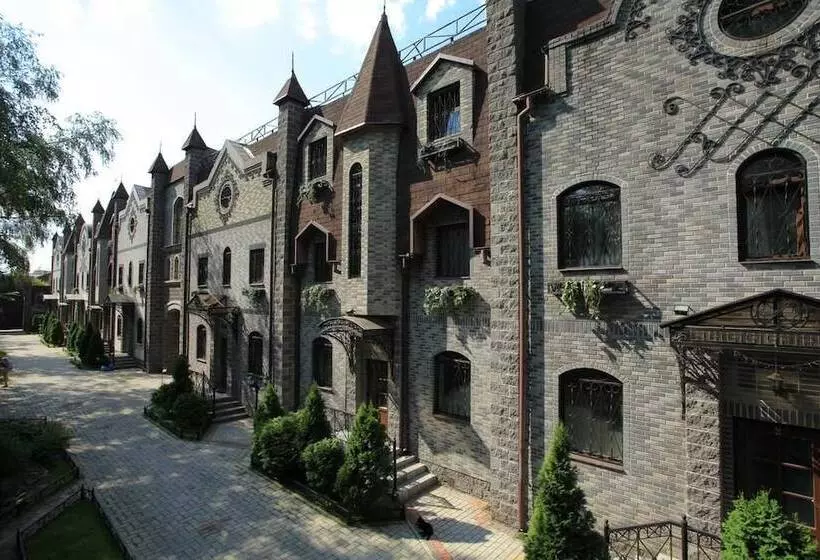 Lomakeskus Nemchinovka Park