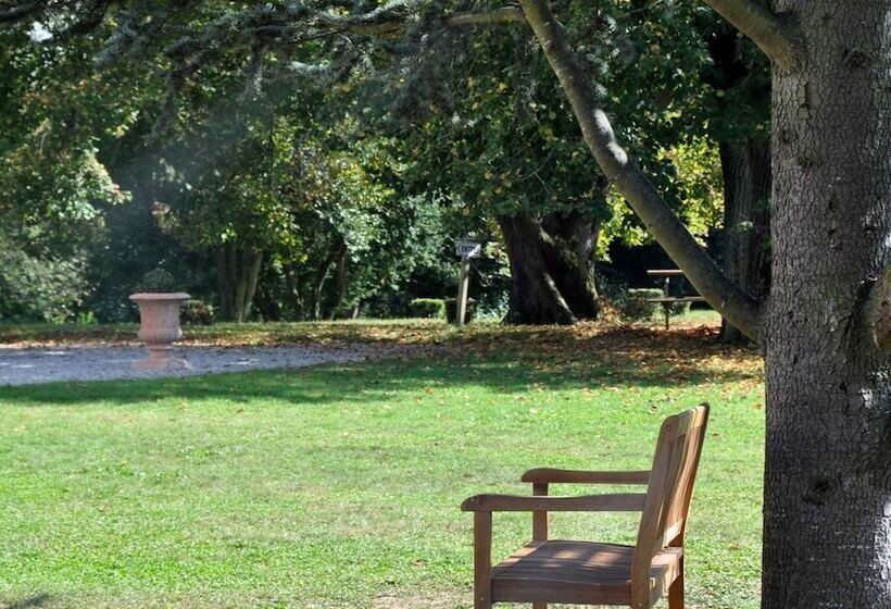 Bed and Breakfast Château De Matel