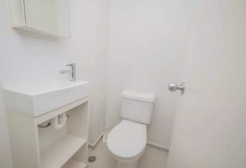 Columbia Apartments