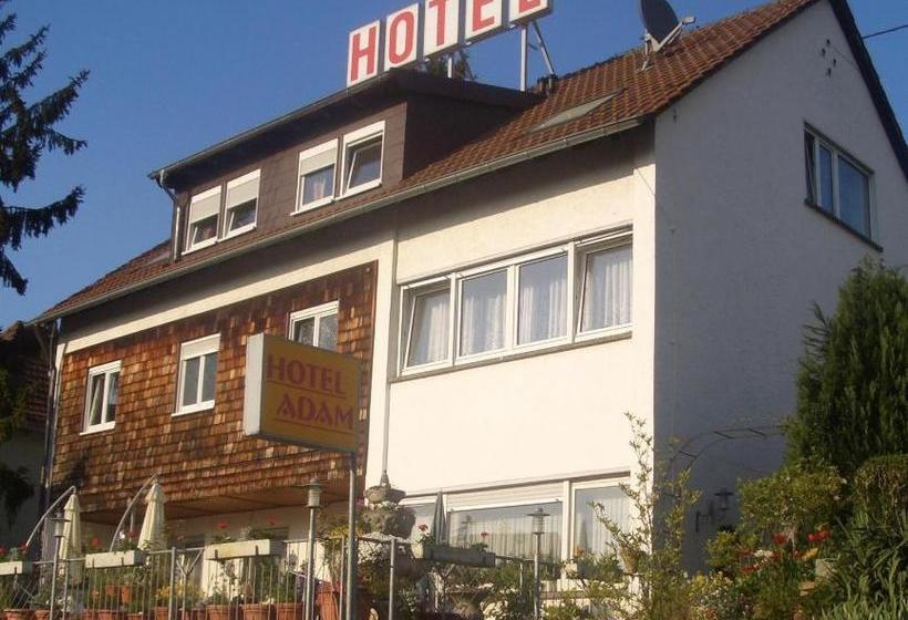Szálloda Adam