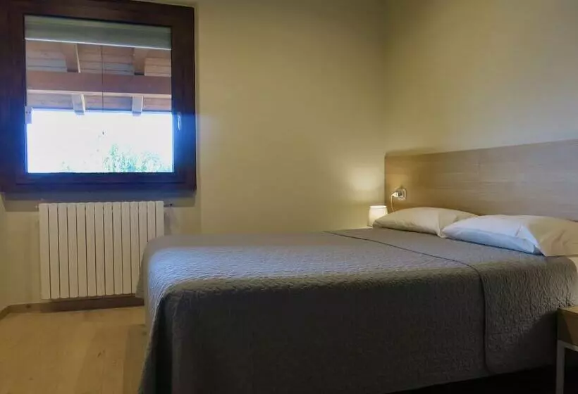 Hotelli Agriturismo Forest B&b