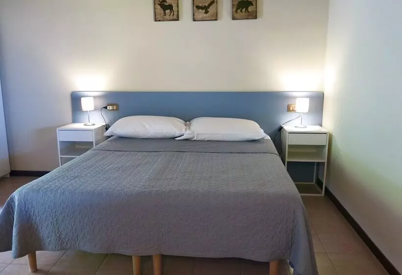 Hotelli Agriturismo Forest B&b