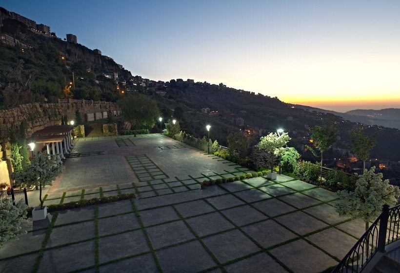 هتل Cherry Blossom Boutique