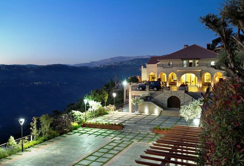 هتل Cherry Blossom Boutique