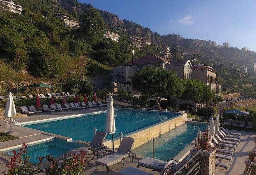 هتل Cherry Blossom Boutique