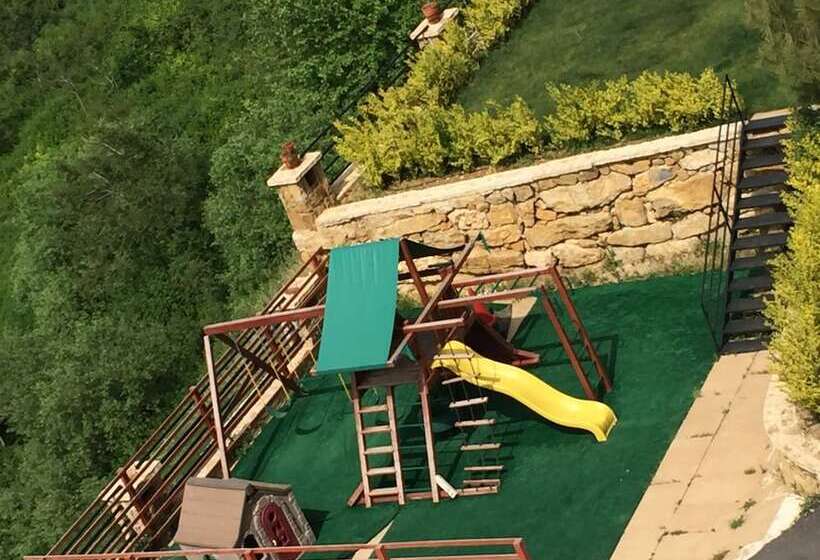 هتل Cherry Blossom Boutique