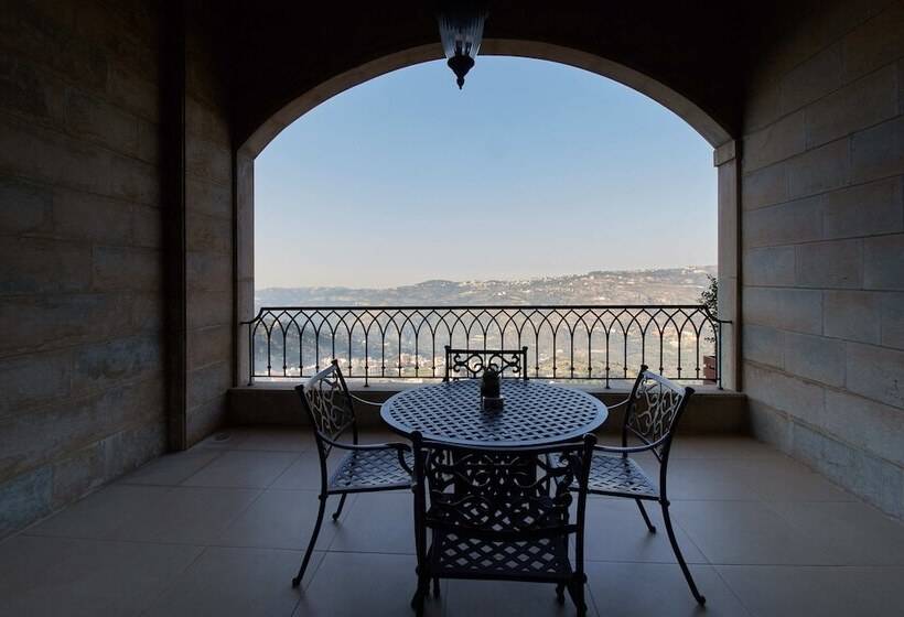 هتل Cherry Blossom Boutique