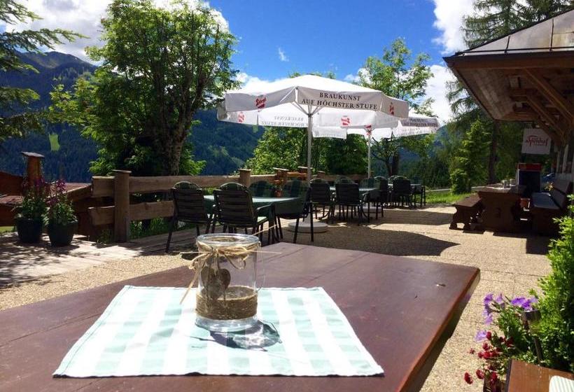 ペンション Alpenhof Schwaiger   Hotel Garni