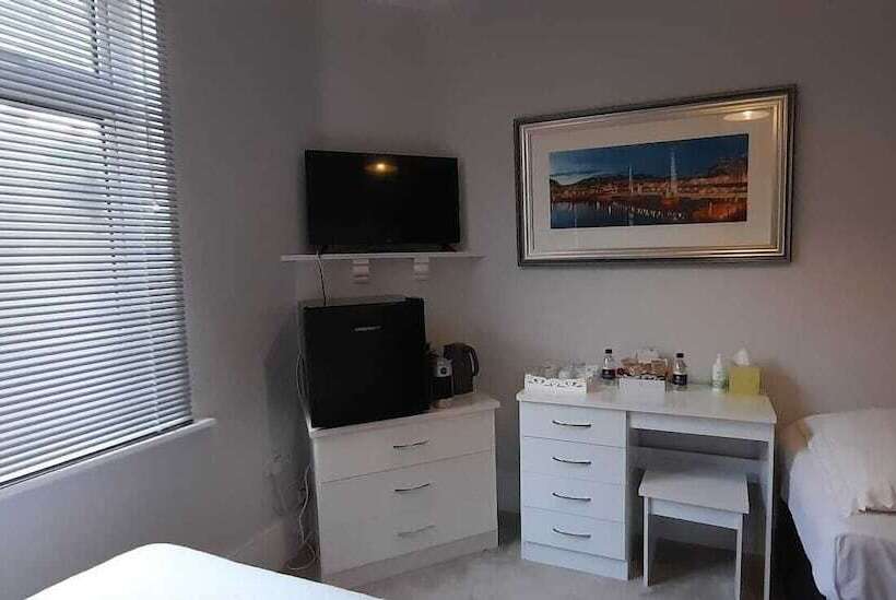 Pensão Capri Guest House