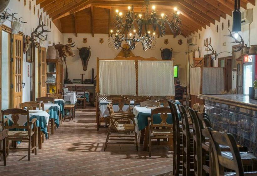 פנסיון Cortijo Los Monteros