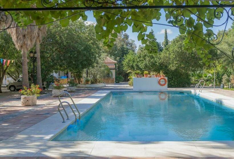 פנסיון Cortijo Los Monteros