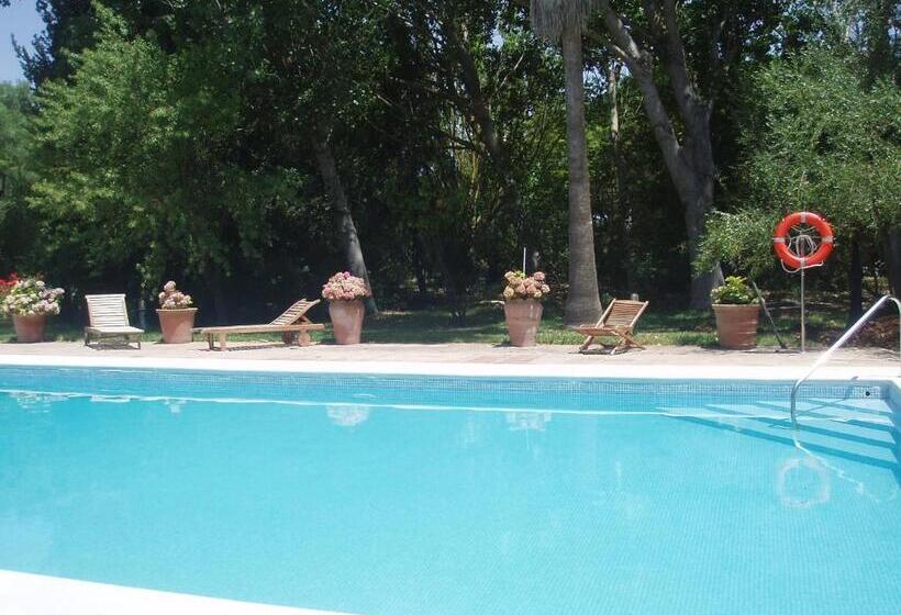 פנסיון Cortijo Los Monteros