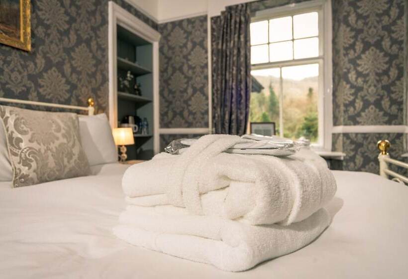 بنسيون Foyers Bay Country House