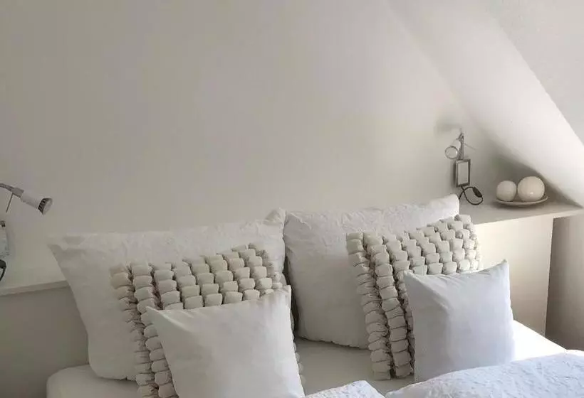 ペンション Haus Von Hoegen