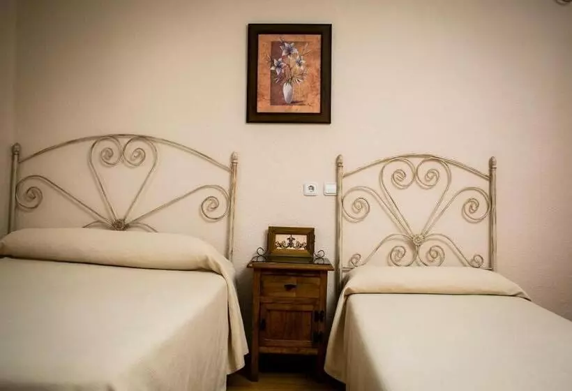 Majatalo Hostal Restaurante El Paso