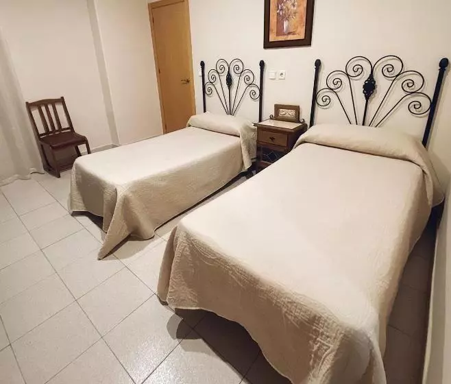 Majatalo Hostal Restaurante El Paso