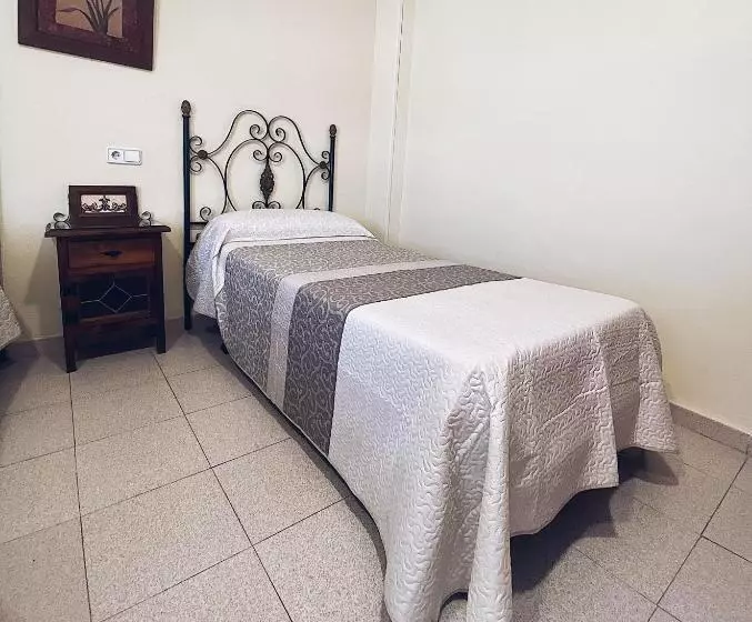 Majatalo Hostal Restaurante El Paso