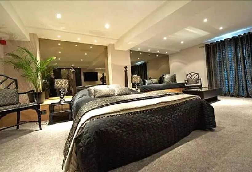 ペンション Munstone House