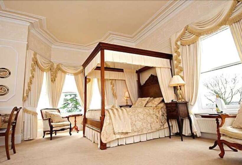 פנסיון Munstone House