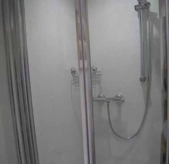 ペンション Rosebud Cottage Guest House