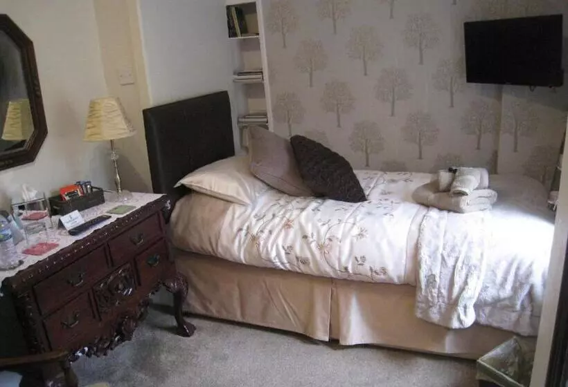 ペンション Rosebud Cottage Guest House