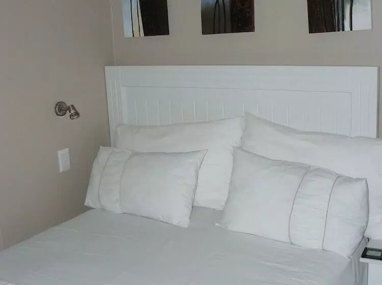 پانسیون See More Guest House