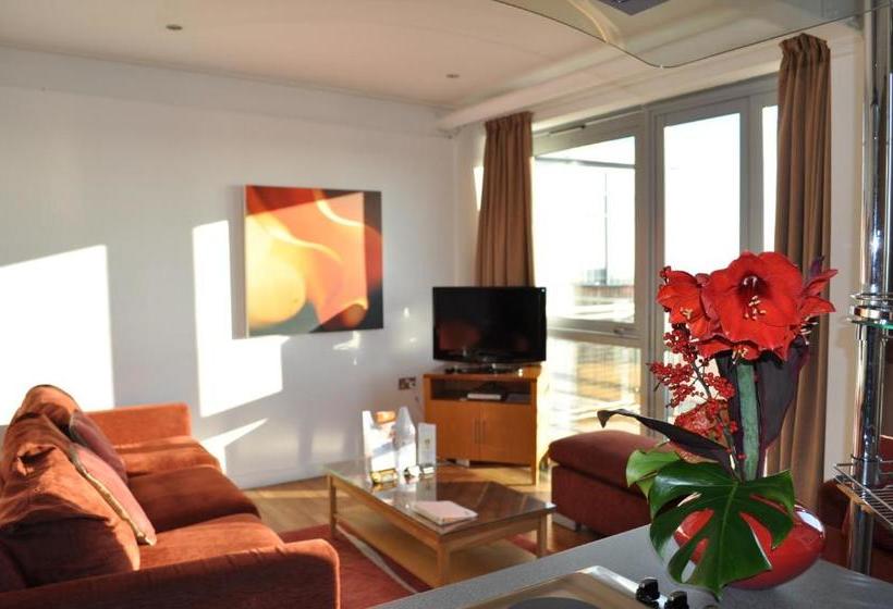 Premier Suites Nottingham