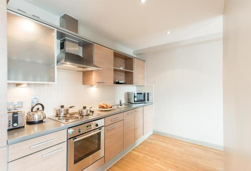 Premier Suites Nottingham