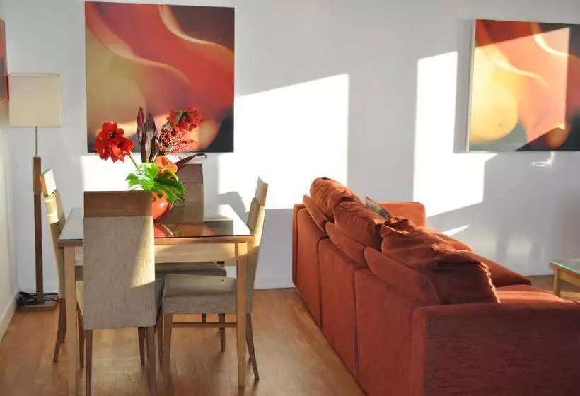 Premier Suites Nottingham