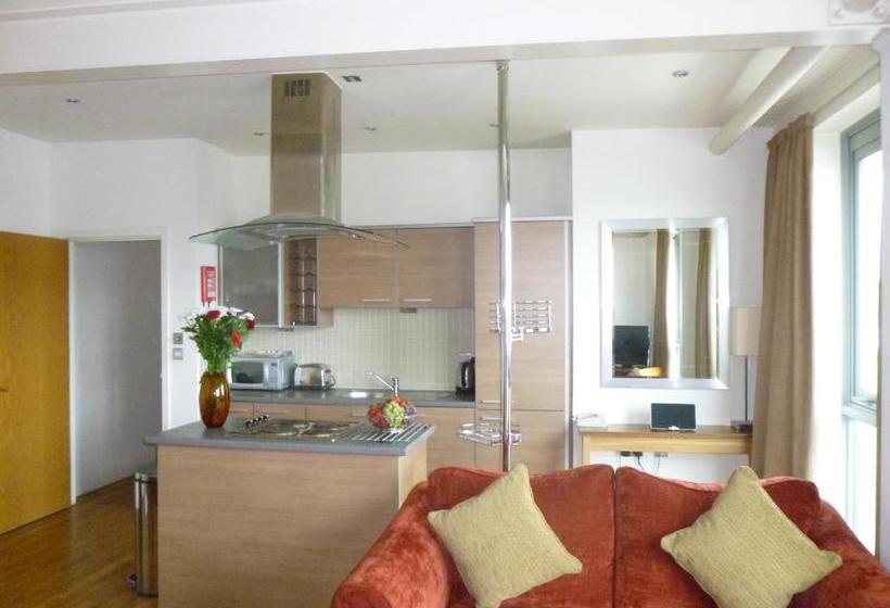 Premier Suites Nottingham