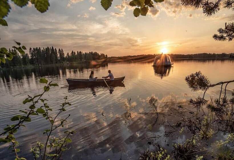 Общежитие Arctic Guesthouse & Igloos