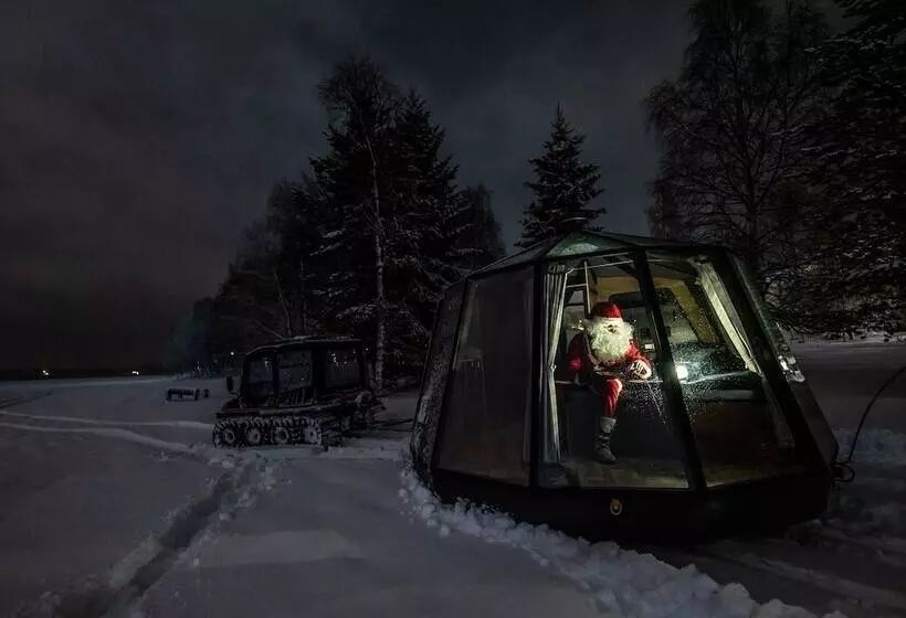 ユースホステル Arctic Guesthouse & Igloos