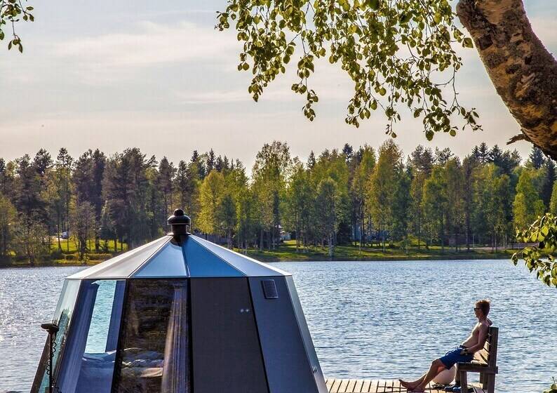 Общежитие Arctic Guesthouse & Igloos