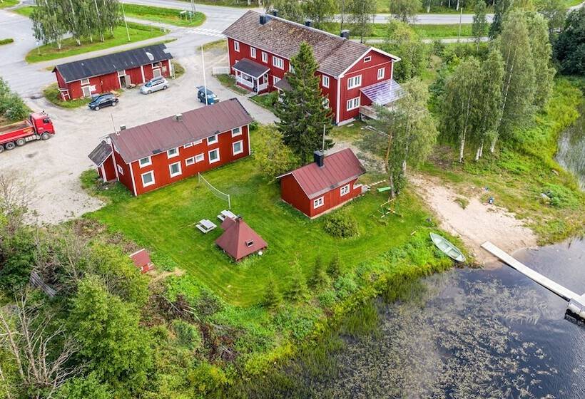 Общежитие Arctic Guesthouse & Igloos