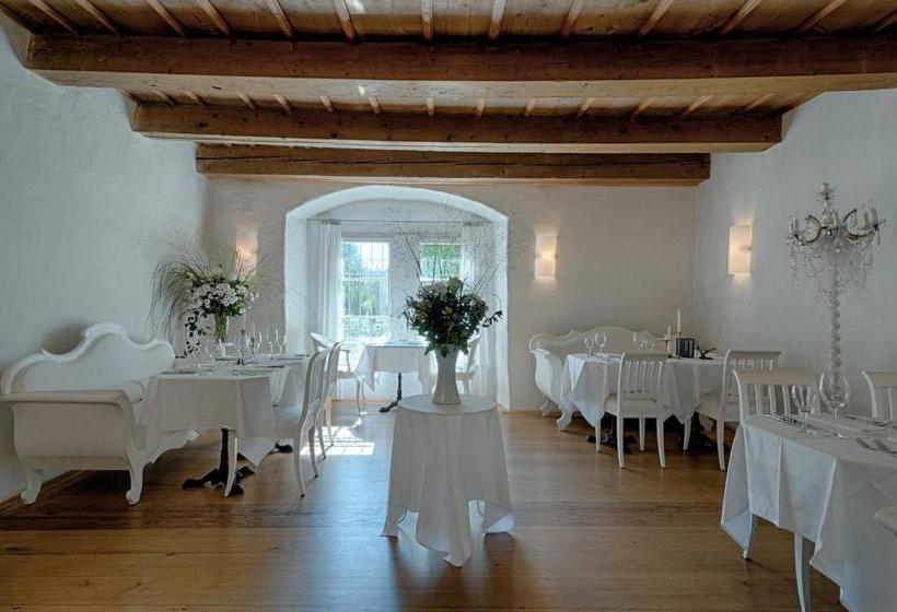 هاستل Schloss Ueberstorf Tafeln, Tagen, Träumen