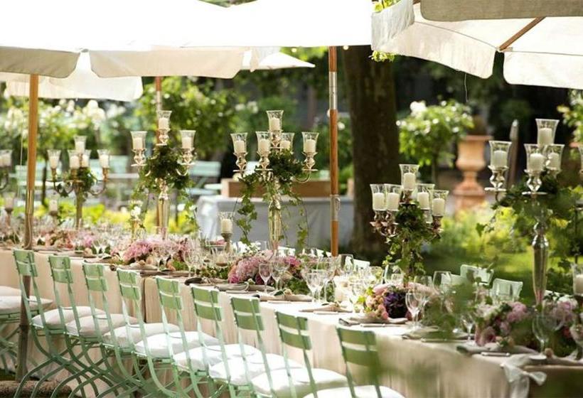 هاستل Schloss Ueberstorf Tafeln, Tagen, Träumen