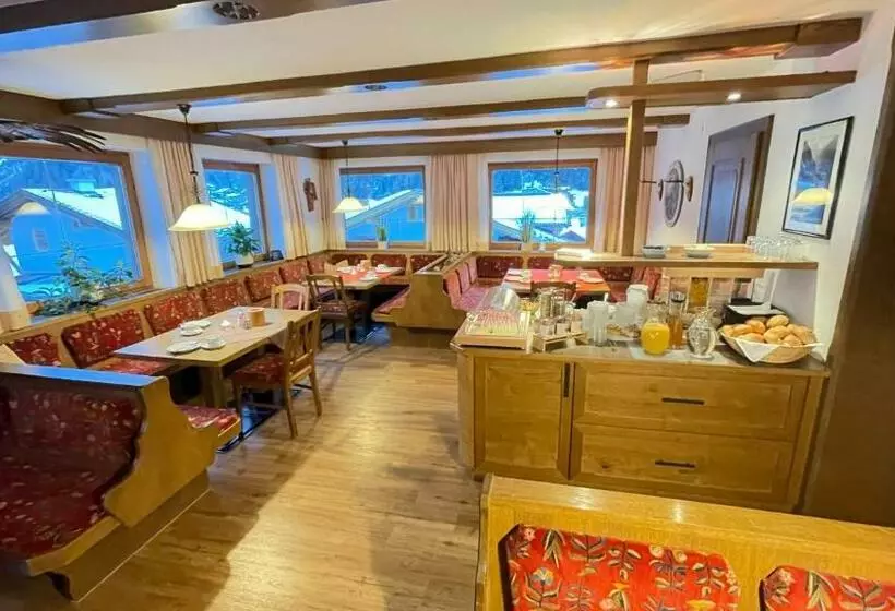 Apart   Und Frühstückspension Jägerheim