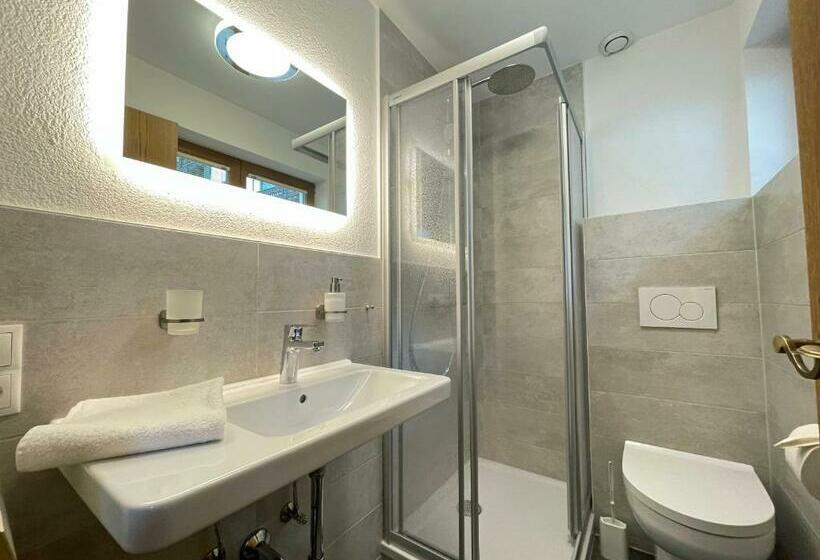 Apart Und Frühstückspension Jägerheim