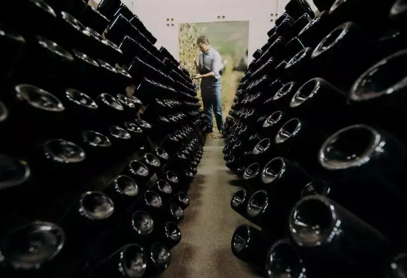 هتل Agriturismo Opera 02