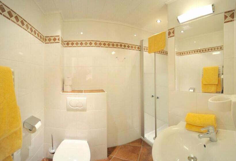 فندق Hocheggerhof Urlaub Am Bauernhof